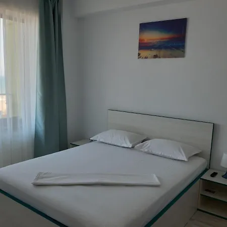 Dorin * Mamaia