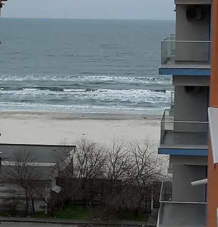Dorin Mamaia